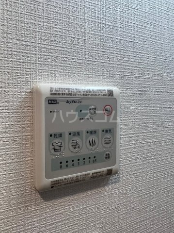 ����10