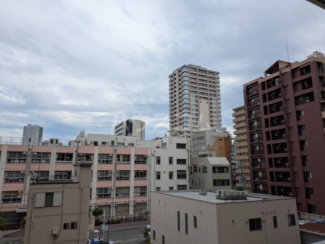 ����10