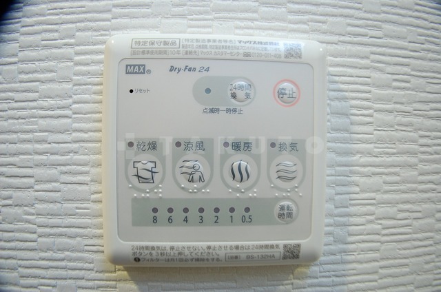 ����11