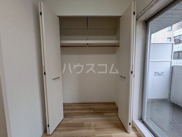 ����14
