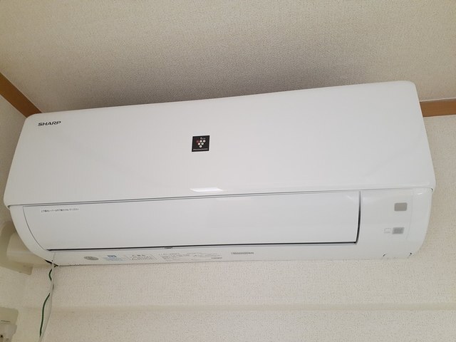 ����8