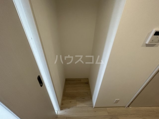 ����14