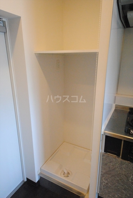 ����11