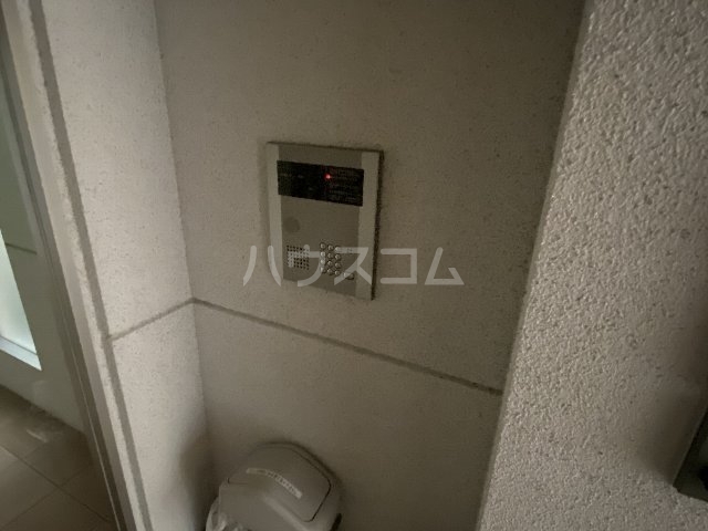����11