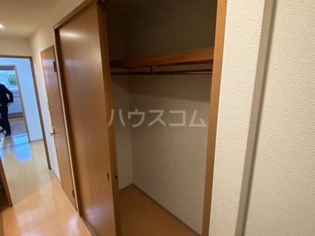 ����6