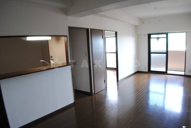 ����14