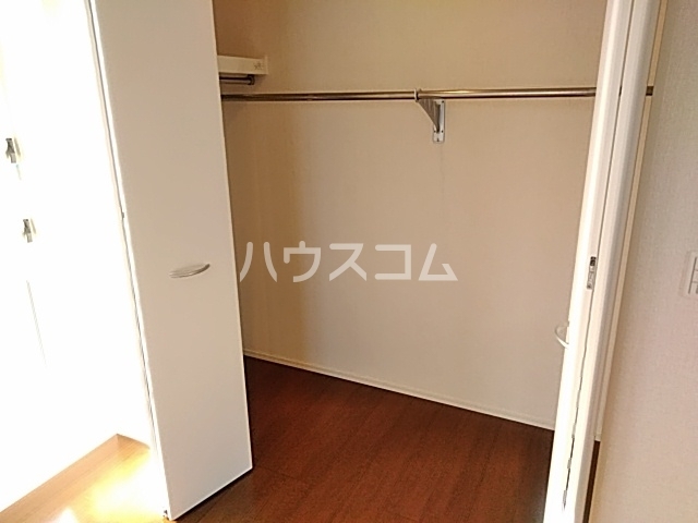 ����7