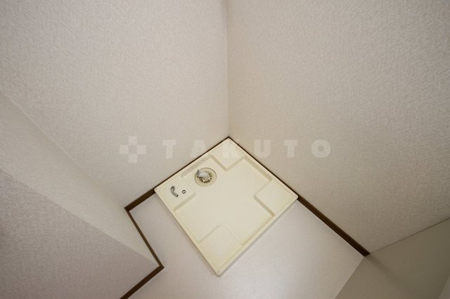 ����6