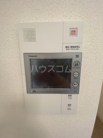 ����8