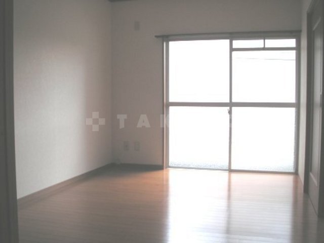 ����6