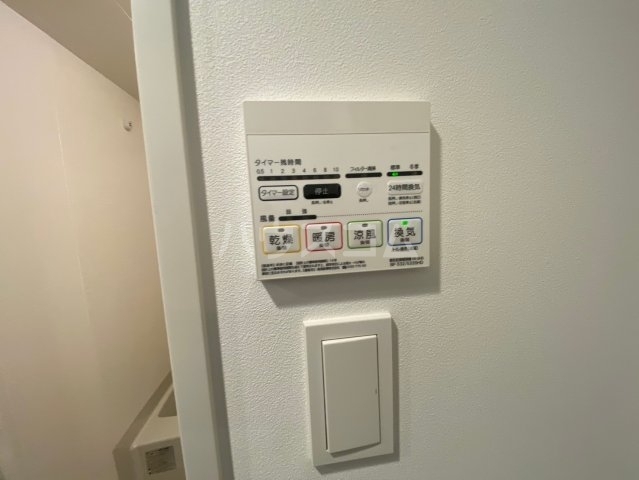 ����14