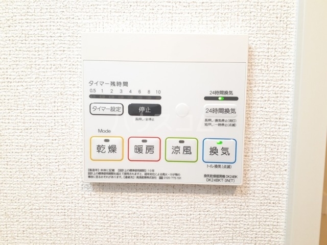 ����10