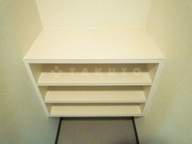 ����7