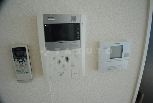 ����10