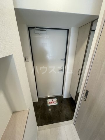 ����21