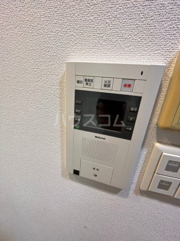 ����11