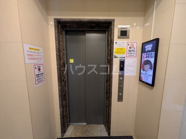 ����14