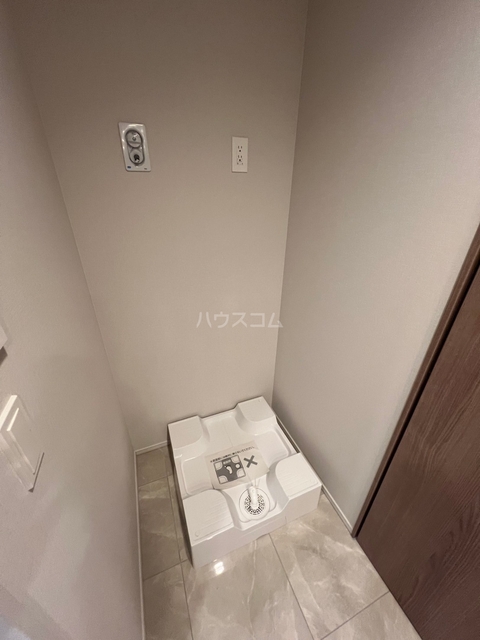 ����7