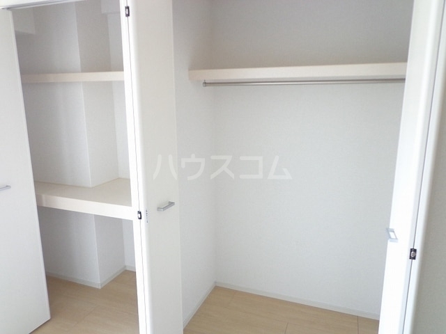 ����6