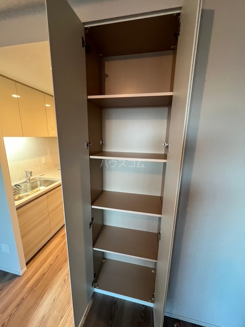 ����22