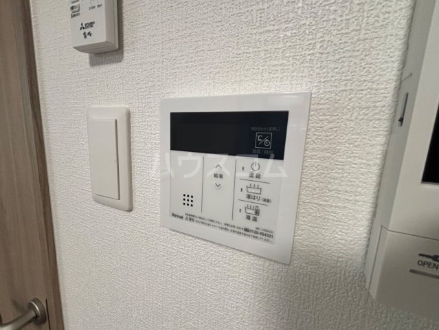 ����24