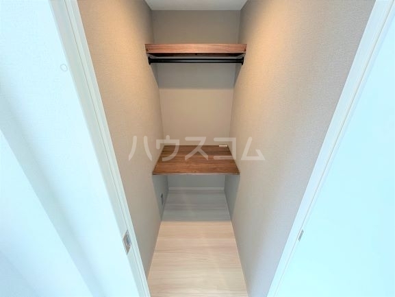 ����7