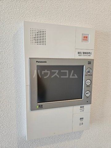 ����8