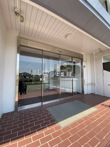 ����24