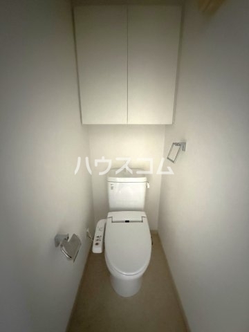 ����4