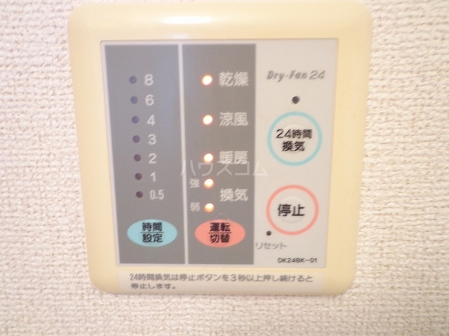 ����8
