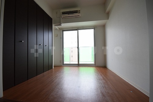 ����6