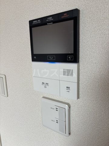 ����11