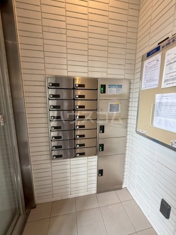 ����19