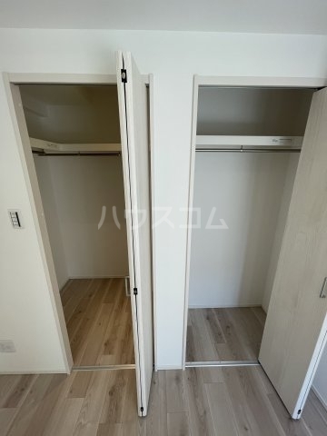 ����14