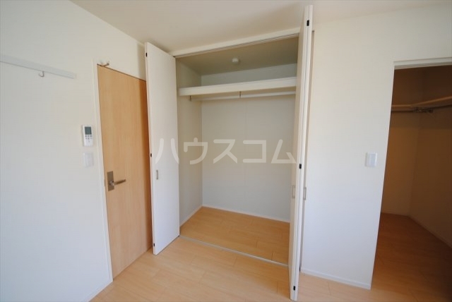 ����14