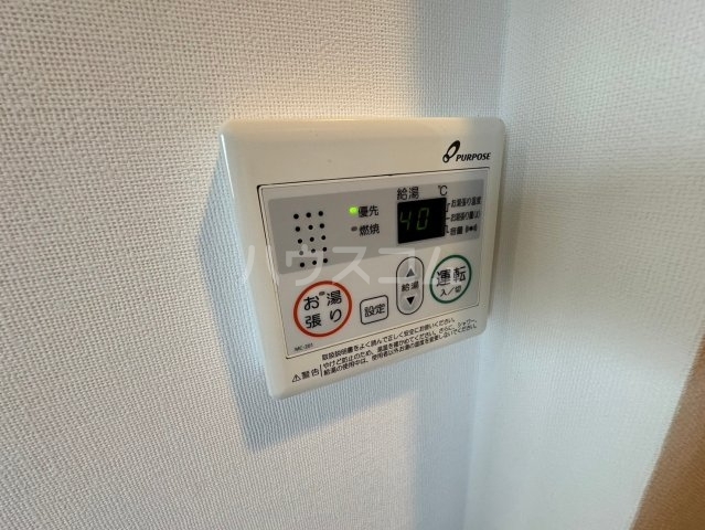 ����11