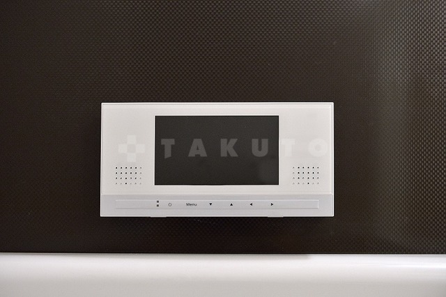 ����11