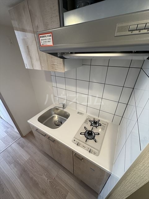 ����14