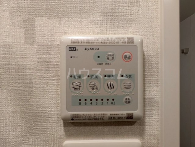 ����22
