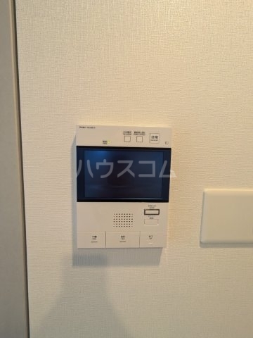 ����10