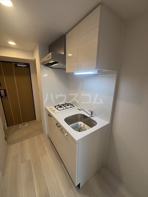 ����2