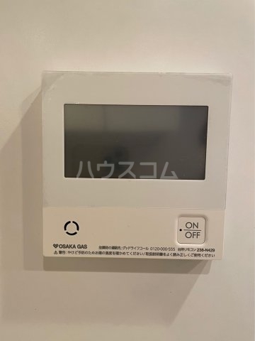 ����10