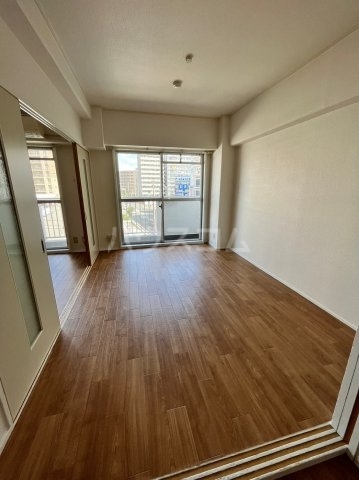 ����1