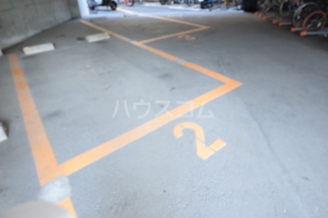 ����11