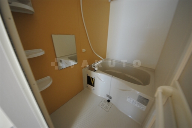 ����3