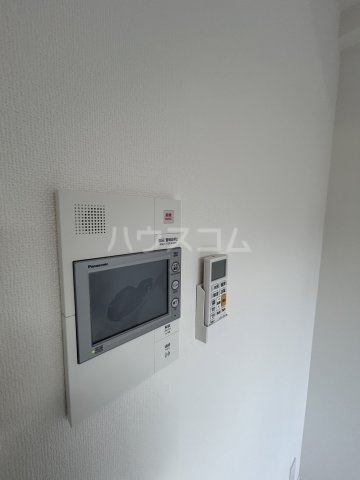 ����14
