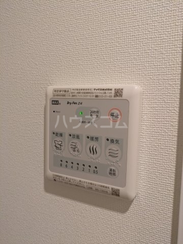 ����22
