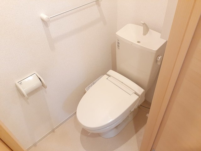 ����5