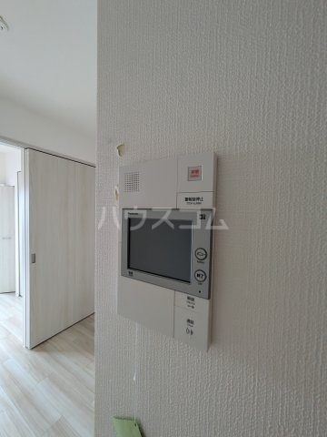 ����10