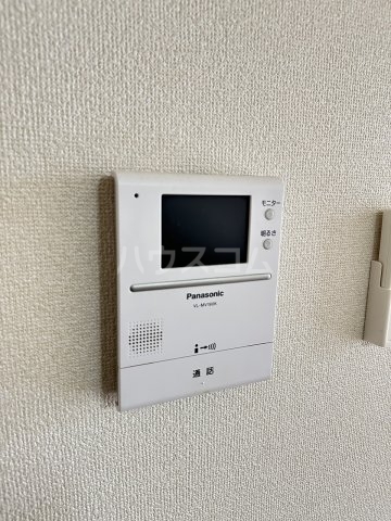 ����11